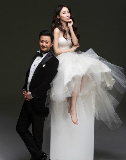 吳京謝楠結(jié)婚照片 吳京謝楠領(lǐng)證了5月11日辦婚禮