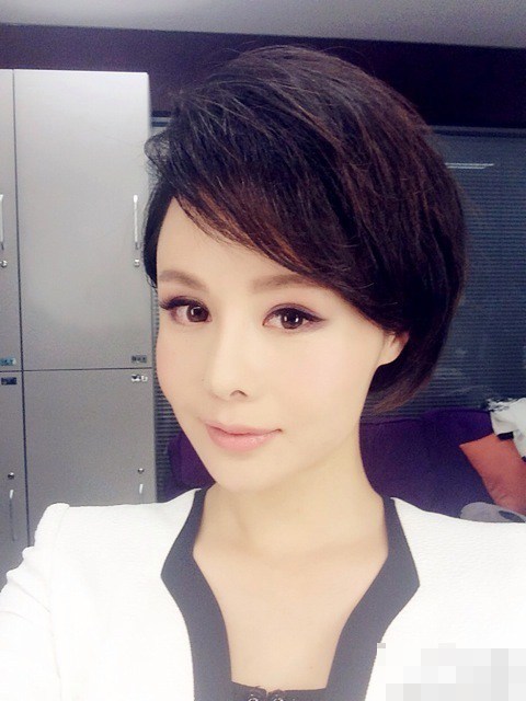 央視女主播朱曉琳圖片