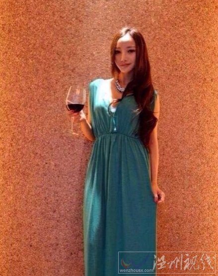 李小璐**圖片 **視頻女主角是模特林娜冰長得像李小璐