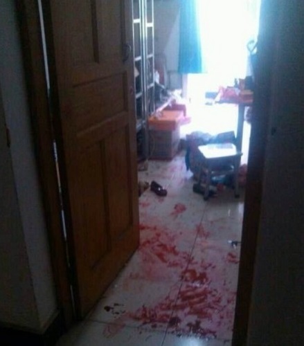 云南大學(xué)女生宿舍砍人事件 男子爬到宿舍砍傷女友和他人