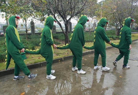 瘋狂的校運會之睡衣版