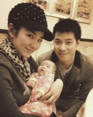 黃奕出軌事件始末