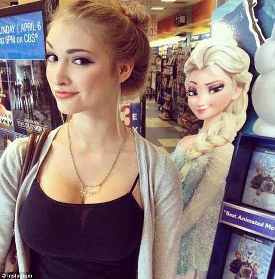 真人版艾麗莎 美國18歲女孩酷似迪士尼冰雪女王