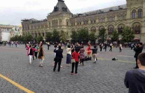 鳳凰傳奇力挺廣場(chǎng)舞