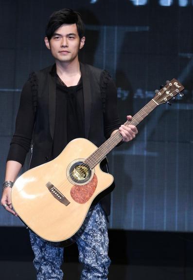 周杰倫結(jié)婚 周杰倫要和小14歲女友昆凌結(jié)婚