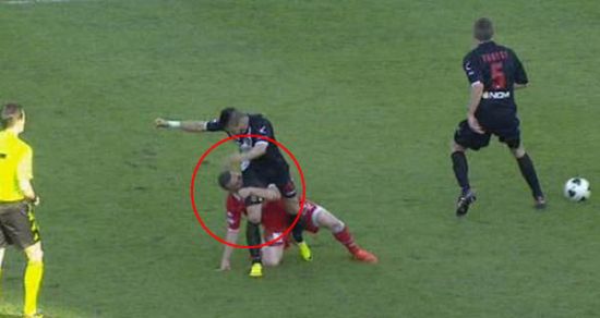 蘇亞雷斯咬人集錦