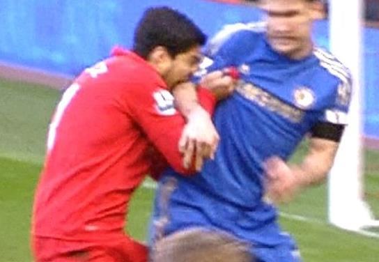 蘇亞雷斯咬人集錦