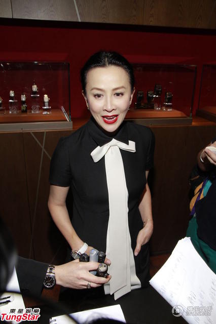 劉嘉玲疑似凸點