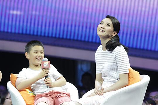 王艷遭兒子吐槽