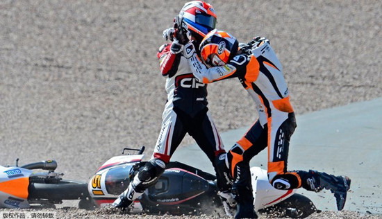 摩托車車手互毆