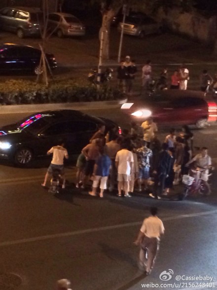 徐州復(fù)興南路車禍現(xiàn)場圖片