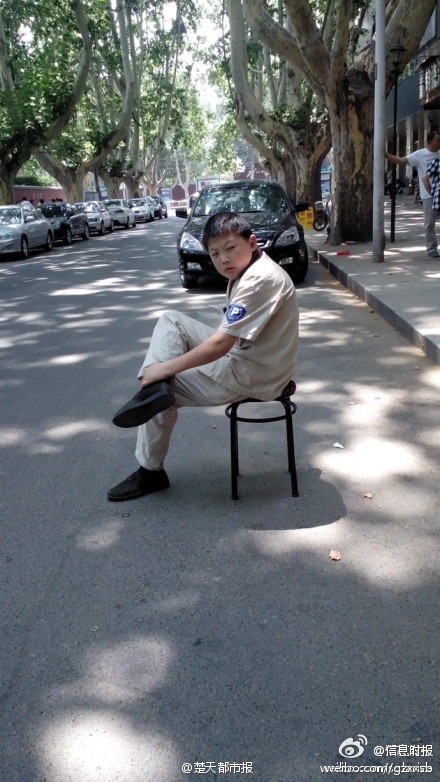 29歲童顏收費員