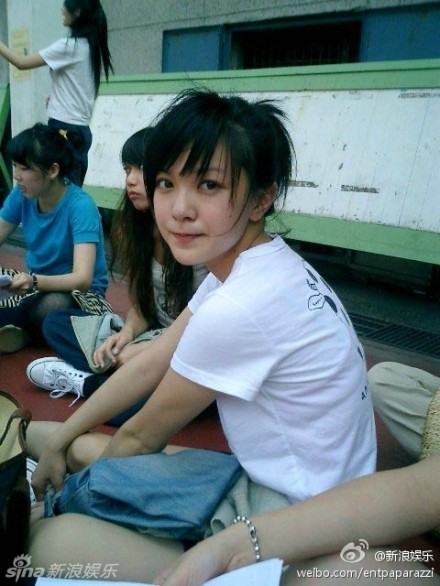 郭采潔畢業(yè)照