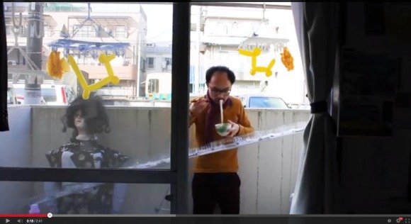 日本屌絲和塑料瓶女友約會