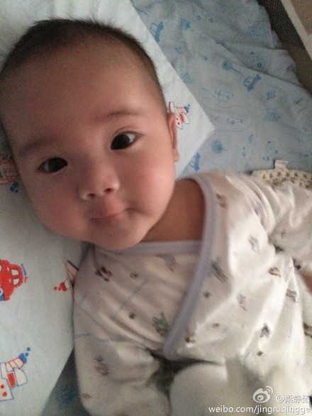 梁靜茹爸爸節曬兒子照片