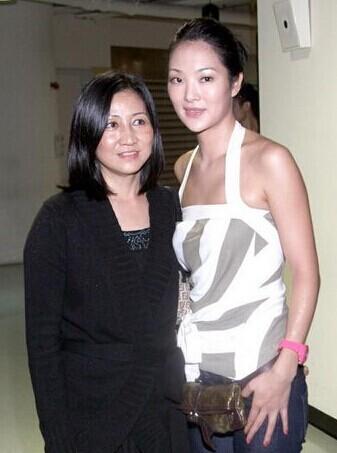 吳速玲整容前后照片