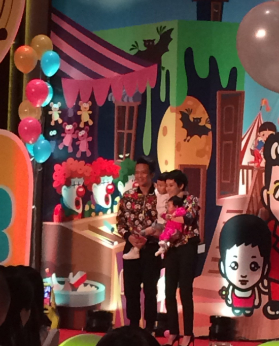 孫儷鄧超為女兒小花舉辦百日宴