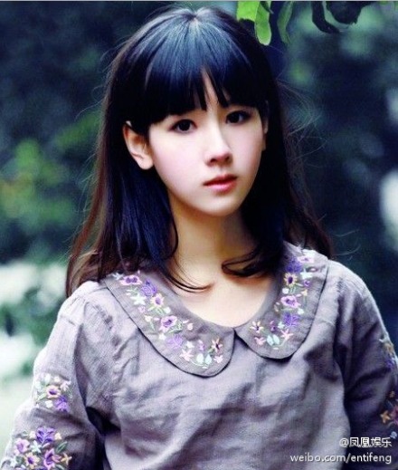 南航校花陳都靈照片