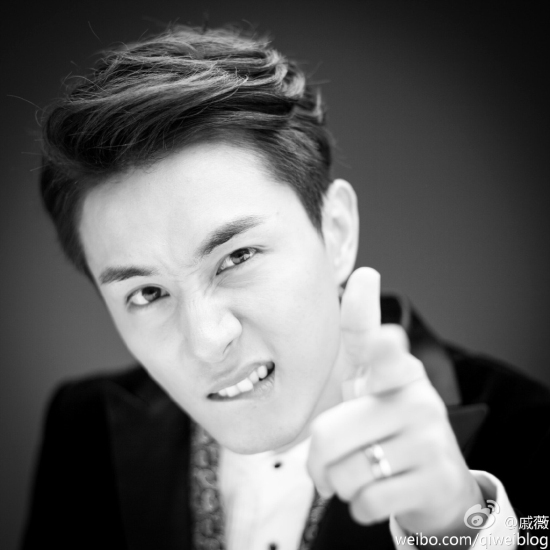 李承鉉戚薇結婚照