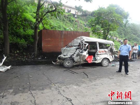 宜賓珙泉車禍現場圖片