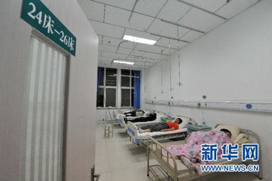 寧夏氨氣泄漏中毒者在醫院接受治療