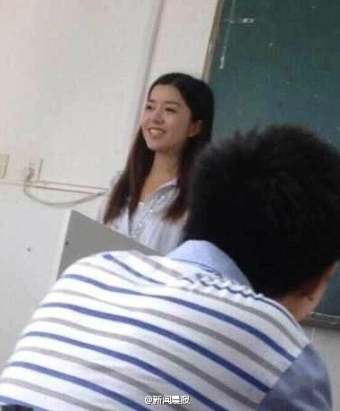 別人家老師好美