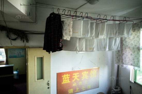 武漢高校旁的開(kāi)房大廈