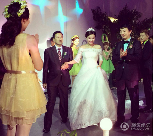 袁成杰大婚王思聰伴郎