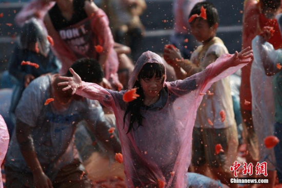 長沙上演西紅柿大戰