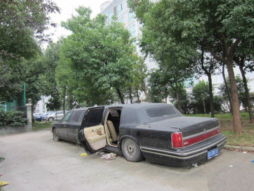寧波加長林肯車廢棄