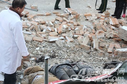 淮北同仁中學圍墻倒塌造成5名女學生死亡1人受傷