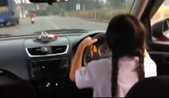 9歲女童開車上學(xué)2年