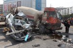 梅州車禍 2月9日廣東梅州發(fā)生重大車禍水泥車把寶馬