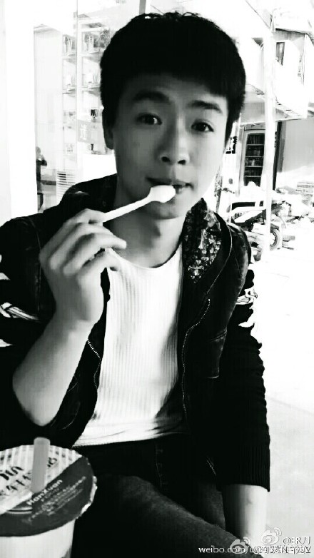 湖師學(xué)生遇車禍身亡