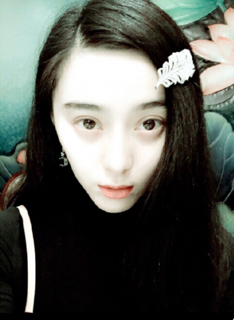 范冰冰曬素顏照