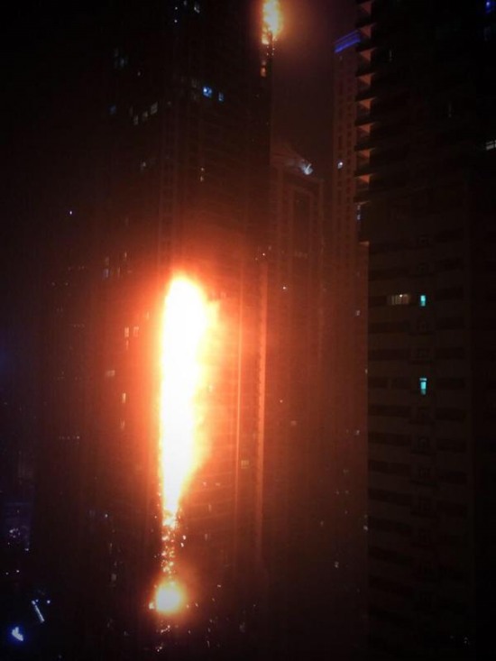 迪拜住宅樓大火