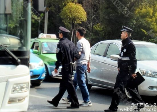 男子自殺式碰瓷