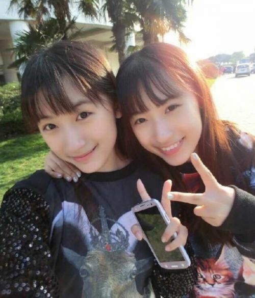 復(fù)旦雙胞胎姐妹走紅網(wǎng)絡(luò)