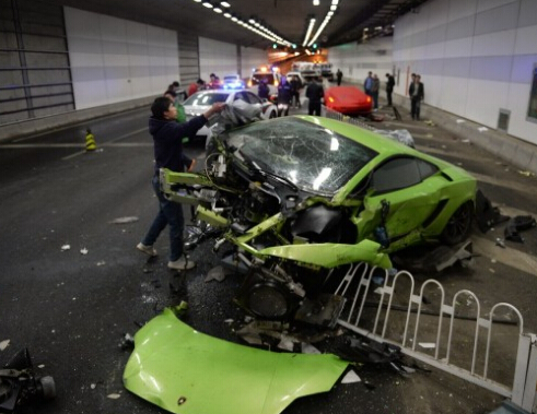 北京飚車車禍現場
