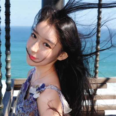 白富美賣毒面膜