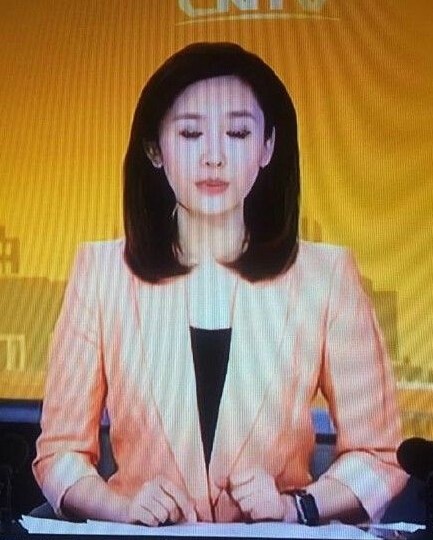 央視女主播戴蘋果手表出鏡