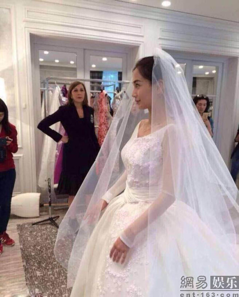 黃曉明baby法國拍攝婚紗照