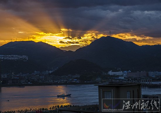 臺風燦鴻會在哪里登陸