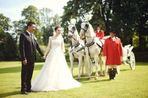 李小冉和徐佳寧結婚照