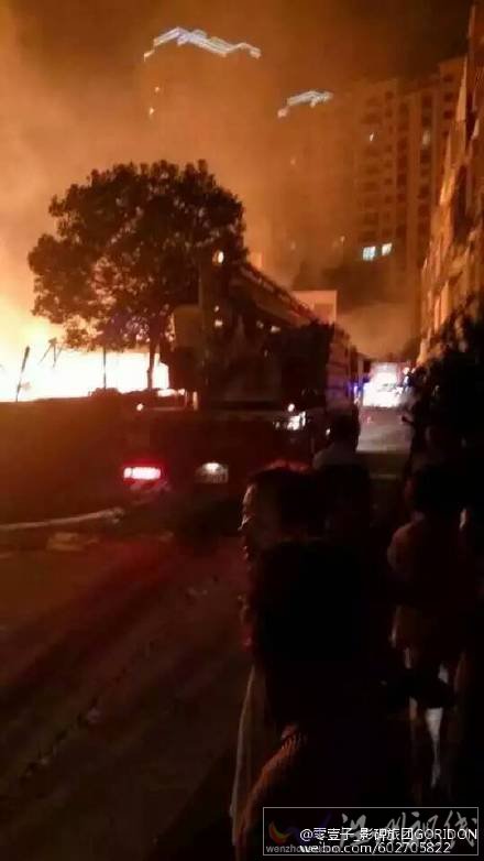 枝江建材市場(chǎng)發(fā)生火災(zāi)