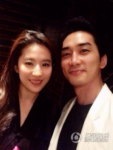 劉亦菲譜異國戀