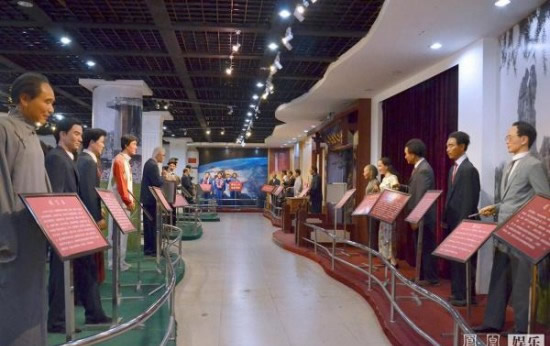 山寨蠟像丑哭網(wǎng)友