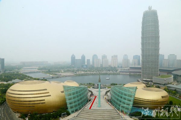 中國最丑建筑似金蛋