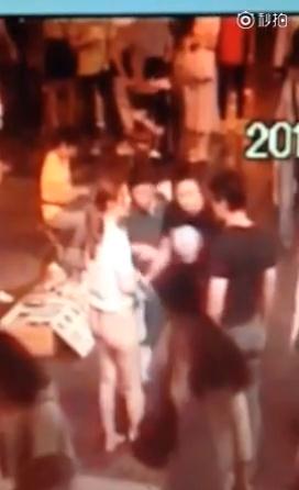 三山街吵架情侶視頻