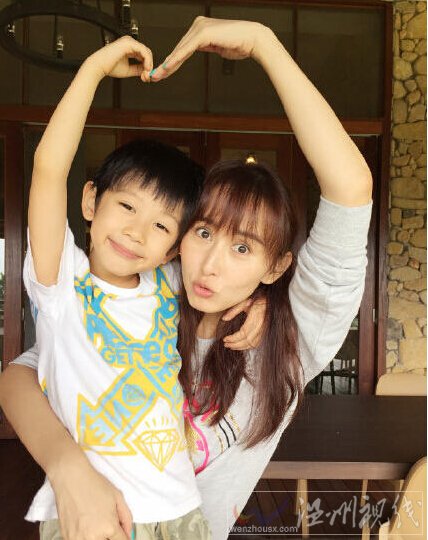 胡靜富豪老公朱兆祥